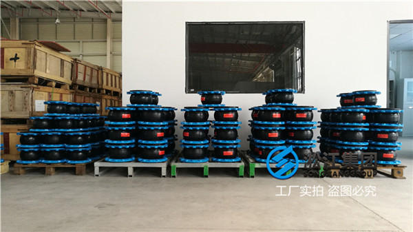 潍坊咨询＂DN200 PN1.0橡胶软连接,长度400mm这个有没有＂